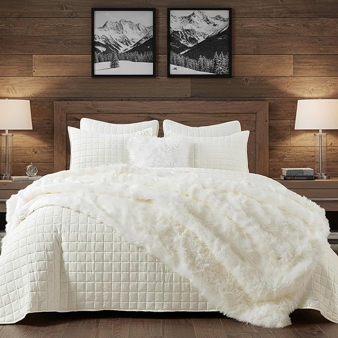 HORIMOTE HOME Luxury Plush Faux Fur Blanket, Long Pile White Throw Blanket, Super Warm, Soft, Cozy Faux Fur Throws for Couch Bed Sofa, Aesthetic Home Room Decor Throw, 50" x 60"