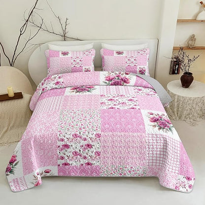 QOOMO Patchwork Quilt Set King Size,Pink Floral Bedspread Coverlet Set,Boho 3Pcs Bedding Set Printed Quilt with 2 Pillowcases,Soft and Lightweight,for All Seasons