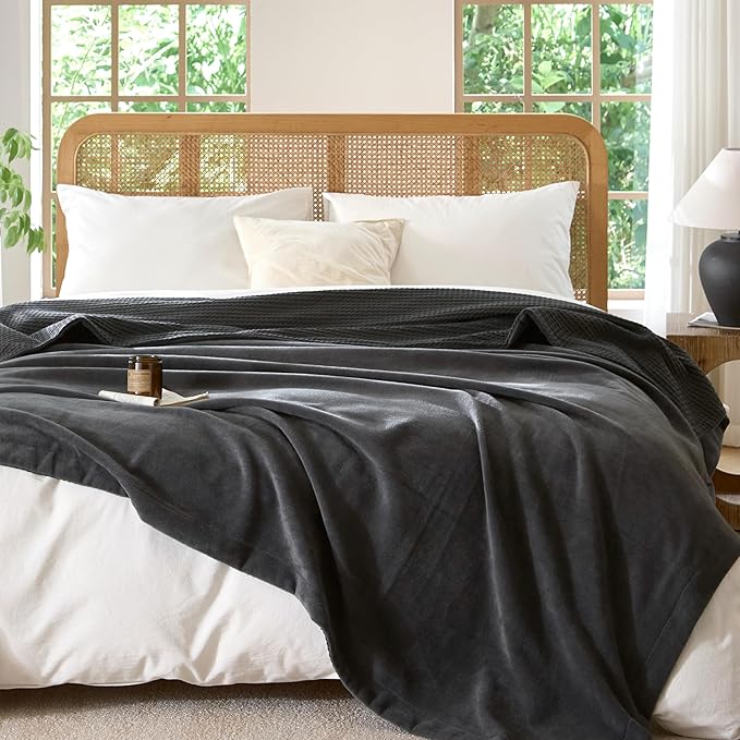 CHUFFED Cotton Waffle Blanket Throw Size - Plush Milk Velvet & Reversible Waffle Weave,Anti-Static 500Gsm Design，Thick Cozy Soft Winter Blanket for Bed, Couch, Sofa - Dark Grey, 50x70 Inches
