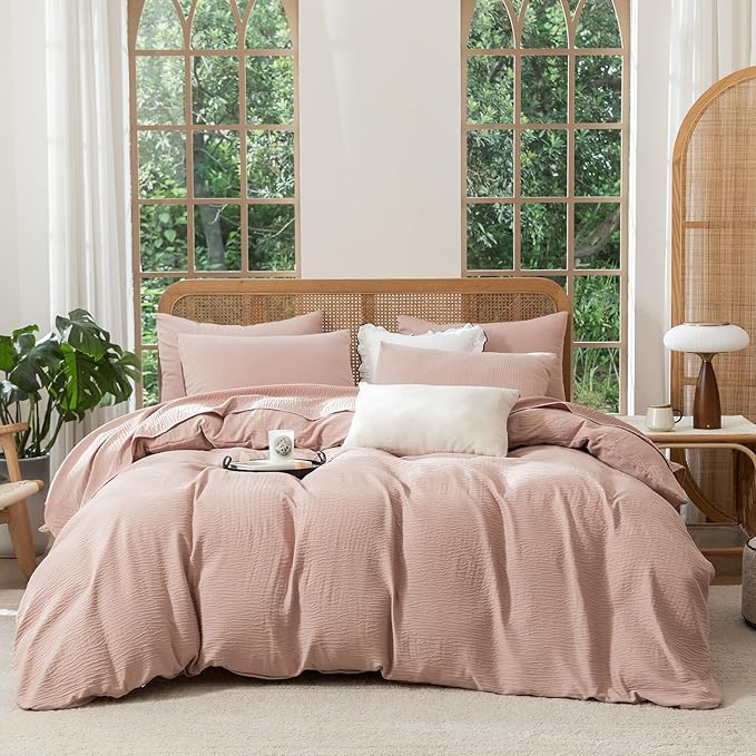 Duvet Cover Queen Size, Luxury Brushed Microfiber Double-Layer Crinkle Gauze Pink Duvet Cover, 3 Pieces Bedding for All-Season, Soft Breathable with Zipper Closure (No Comforter)