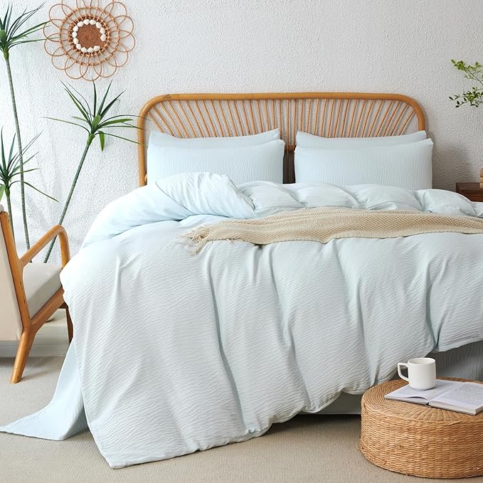 King Duvet Cover Light Blue, Luxury Brushed Microfiber Double-Layer Crinkle Gauze Pale Blue Duvet Cover, 3 Pieces Bedding for All-Season, Soft Breathable with Zipper Closure (No Comforter)