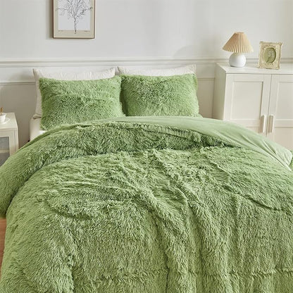 Wajade Faux Fur Plush Sage Green Comforter Set Fluffy Fuzzy Shaggy Bedding Set - 3PC King Size Microfiber Soft Warm Quilt Set