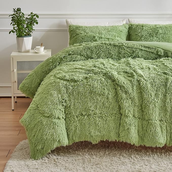 Wajade Faux Fur Plush Sage Green Comforter Set Fluffy Fuzzy Shaggy Bedding Set - 3PC Queen Size Microfiber Soft Warm Quilt Set