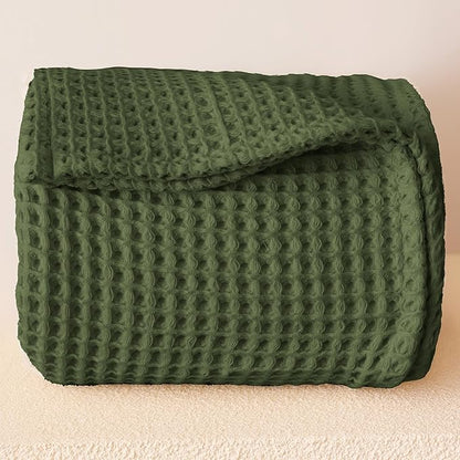 100% Turkish Cotton Waffle Blanket King Size Green - Premium Quality, Light and Airy Waffle Weave All-Season Quilt - Lux Decorative Bedspread (Dark Green, King Size 95" x 110" Inch)