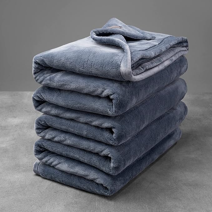 Mellowdy Extra Thick Hearty Plush Flannel Blanket (Dark Grey, 108x90) - 500GSM King Size Warm Blanket for Winter, Fall | Soft, Fluffy, Cuddly, Perfect for Bed, Oversized Throw for Couch, Sofa