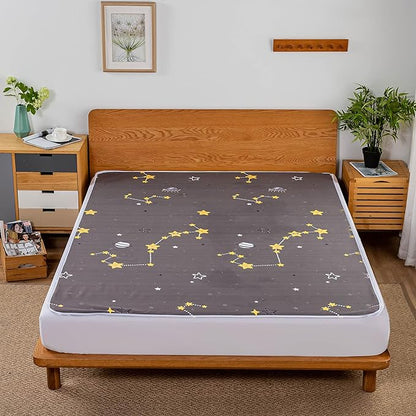WenBags 70x78 Inches Large Reusable Bed Pads for Incontinence - Waterproof Mattress Protector in Stain - Hiding Gray, Ideal for Adults, Seniors, Kids, Hospitals & Pets, Fits King & Queen Size Beds