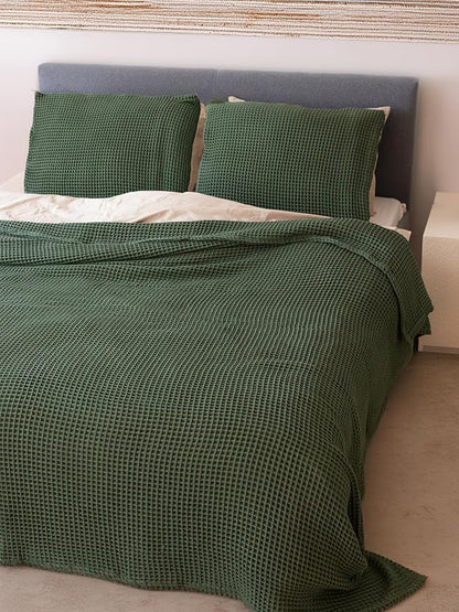 Premium Waffle Blanket Twin Size Green - Luxury, Pure 100% Turkish Cotton, Light and Airy Waffle Weave All-Season Quilt - Lux Decorative Bedspread (Dark Green, Twin 63" x 91" Inch)