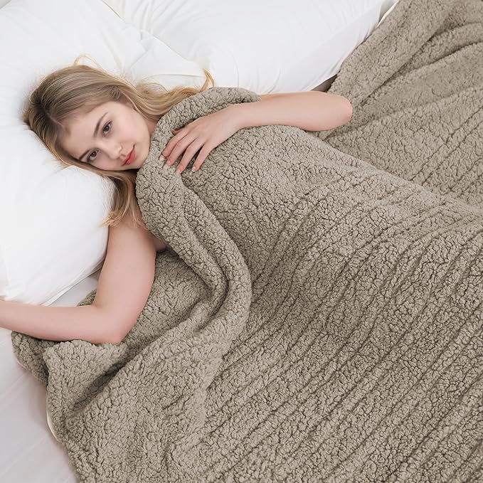 Electric Heated Blanket Twin Size 62"×84" with 6 Heating Levels & 1-10Hs Auto Off, Heating Blanket Double Sided Plush Sherpa, Fast Heating, Machine Washable for Christmas Gift - Light Brown