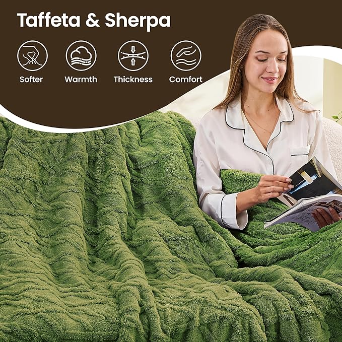 Heated Blanket Electric Blanket 50"x60", Soft Taffeta Sherpa Electric Throw with 5 Heating Level & 1-12 Hour Auto Off, Heated Throw with Overheating Protection, Machine Washable(Dark Green)