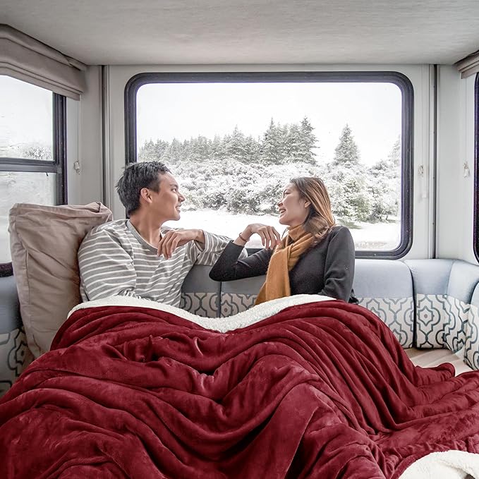 Utopia Bedding Sherpa Blanket King Size (Red, 90x102 Inches) - Soft Lightweight Plush Fleece Reversible Blanket for Bed, Sofa, Couch, Camping and Travel