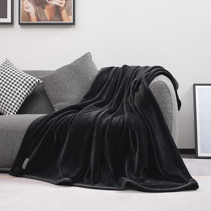 Mellowdy Extra Thick Hearty Plush Flannel Blanket (Matte Black, 108x90) - 500GSM King Size Warm Blanket for Winter, Fall | Soft, Fluffy, Cuddly, Perfect for Bed, Oversized Throw for Couch, Sofa