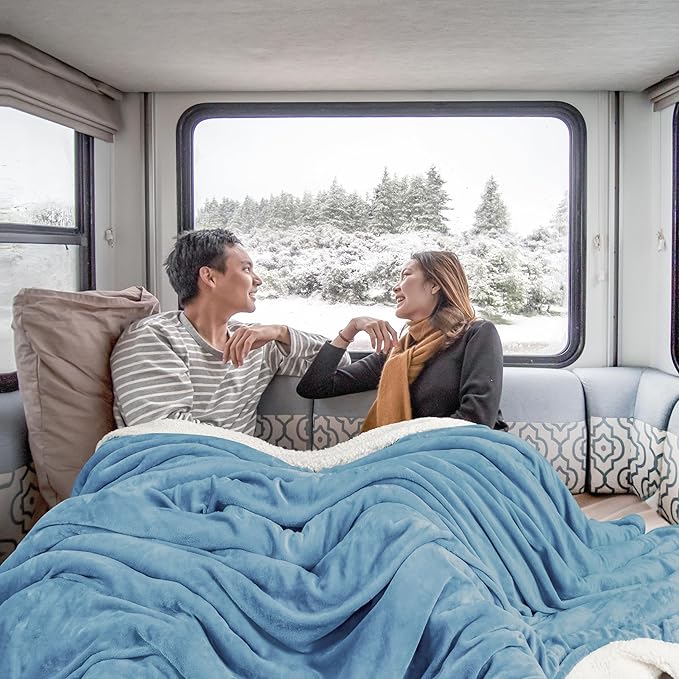 Utopia Bedding Sherpa Blanket King Size (Washed Blue, 90x102 Inches) - Soft Lightweight Plush Fleece Reversible Blanket for Bed, Sofa, Couch, Camping and Travel