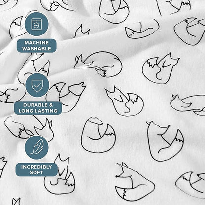 Bare Home Flannel Sheet Set Prints, 100% Cotton, Velvety Soft Heavyweight - Double Brushed Flannel for Extra Softness & Comfort - Deep Pocket - Bed Sheets (King, Feelin' Foxy)