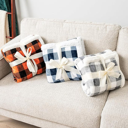 PAVILIA Light Grey Buffalo Plaid Sherpa Throw Blanket for Couch, Plush Light Gray Checkered Fleece Blanket and Throws, Soft Fuzzy Flannel Blanket for Sofa Bed, Warm Cozy Winter Blanket Gift, 50x60