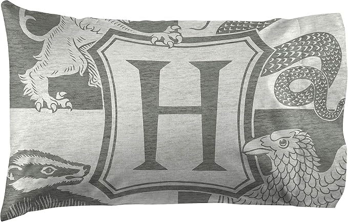 Jay Franco Harry Potter Spellbound 5 Piece Full Bed Set - Includes Reversible Comforter & Sheet Set - Bedding Features Hogwarts Logo - Super Soft Polyester (Official Harry Potter Product)