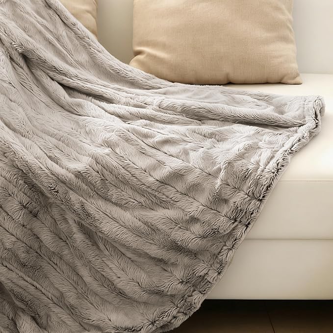 Electric Heated Blanket Throw Size 50" x 60", Super Cozy Warmth Soft with 4 Heating Levels & 10 Hours Auto Off, Plush Faux Fur, Machine Washable, Home Office Use,Light Brown
