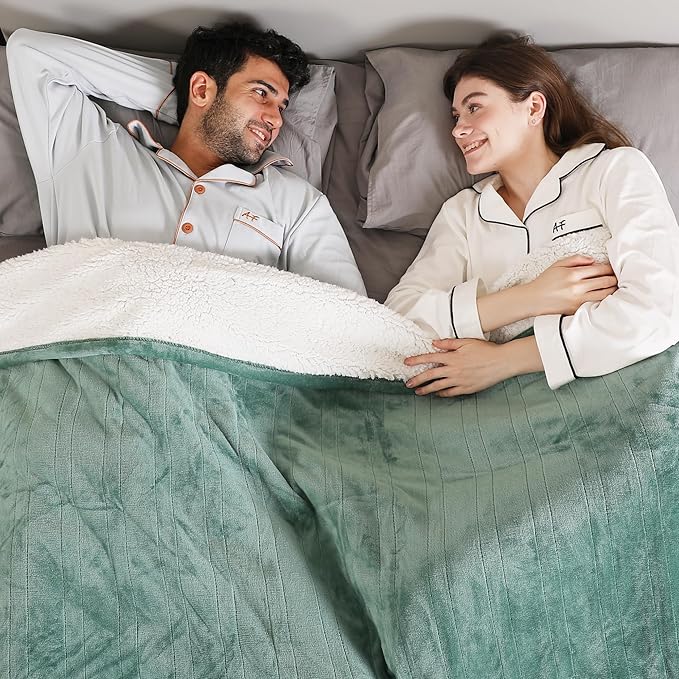 ESTINGO Electric Blanket Queen, Dual Control Heated Electric Blanket Queen Size, Machine Washable Plush Heated Blanket with Timer 5 Heating Levels &10 Hours Auto Off, 84" x 90", Forest Green