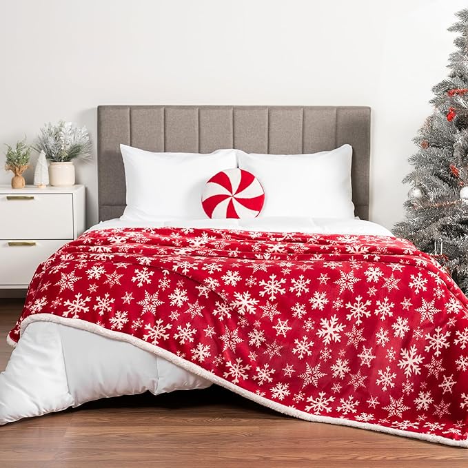 PAVILIA Red Snowflake Christmas Sherpa Throw Blanket, Ultra Soft Reversible Fleece Sherpa 50x60 Winter Blanket for Couch & Bed, Cozy Christmas Home Decor