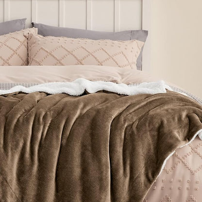Bedsure GentleSoft Sherpa Fleece Throw Blanket for Couch - Thick and Warm Throw for Women and Men, Soft Fuzzy Plush Kids Blanket for Winter, Camel, 50x60 Inches