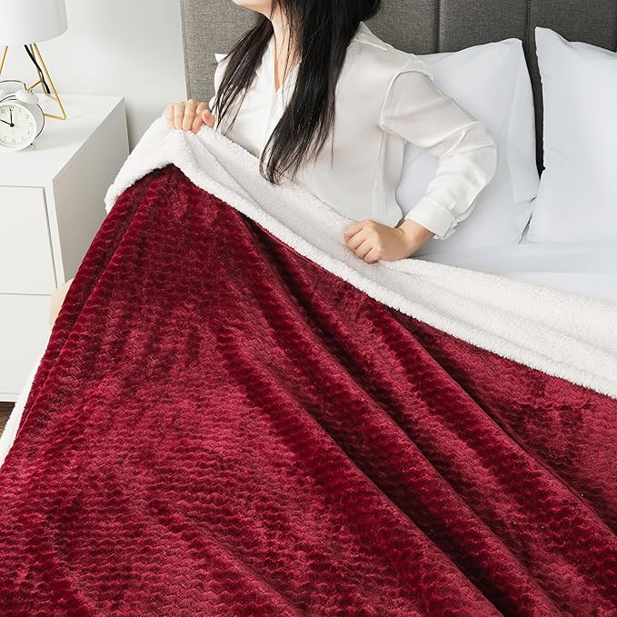 PAVILIA Maroon Red Twin Bed Blanket Reversible Sherpa Chevron, Soft Cozy Jacquard Weave Textured Throw Sofa Couch, Thick Warm Large Fleece Car Blanket, Decorative Plush Home Decor, 60x80 Burgundy Wine